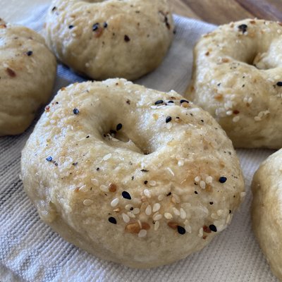 Sourdough Everything Bagels X6