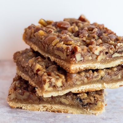 Pecan Caramel Bars Box of 6