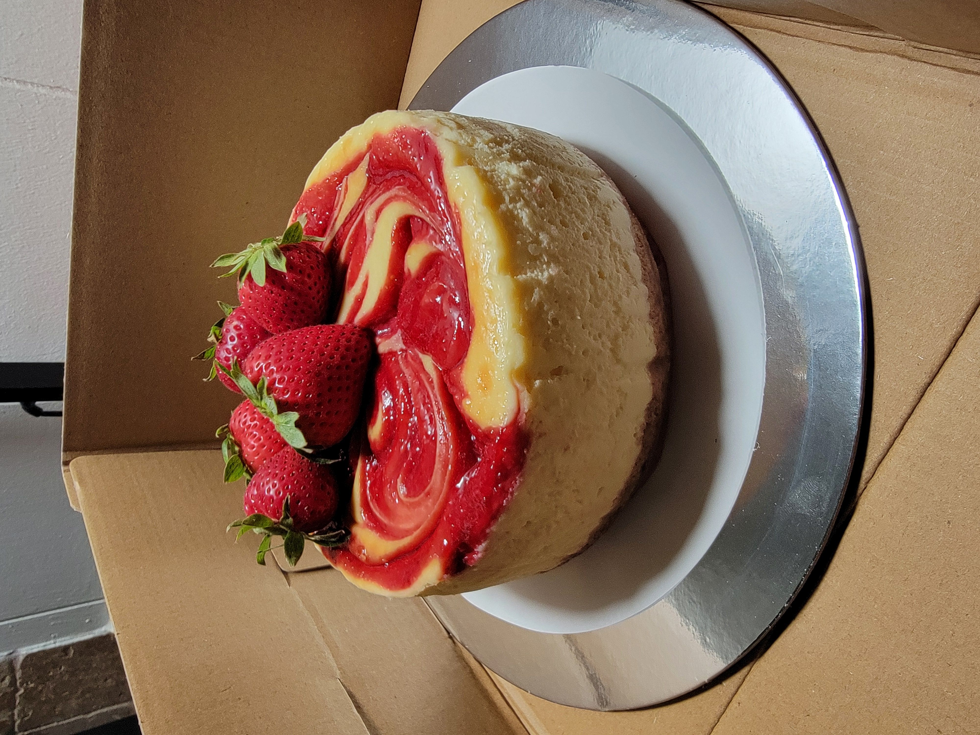 6.5" Strawberry Cheesecake