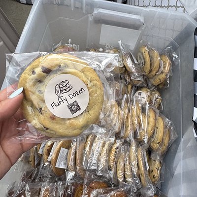 6 Individually Wrapped Large Chocolate Chip Cookies 