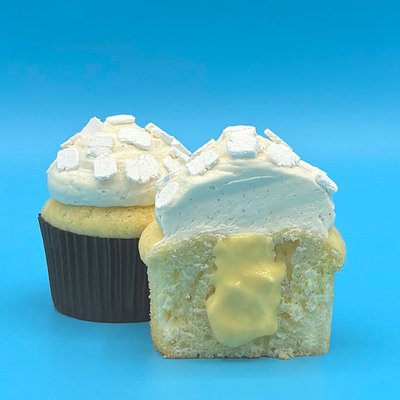 Triple vanilla Cupcake