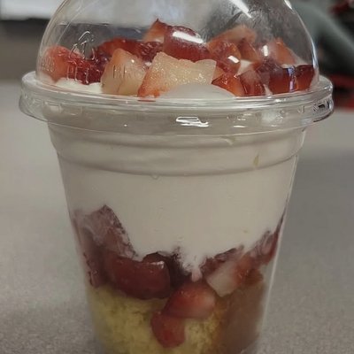 strawberry shortcake cups 