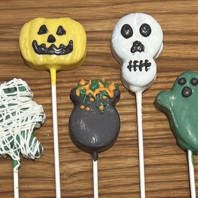 Cake Pops (Minimum Order Of 12)
