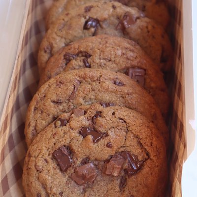 Single Flavor Half Dozen