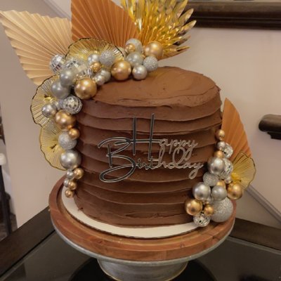 Medium Cake 