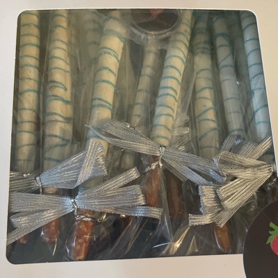 Chocolate Covered Pretzel Rods
