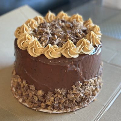 Custom Sponge Cakes 