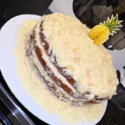 Fanci’s Famous Pineapple Cake