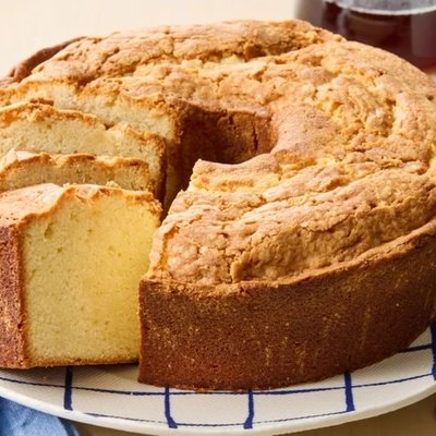 Kentucky Blue Ribbon All-Butter Pound Cake