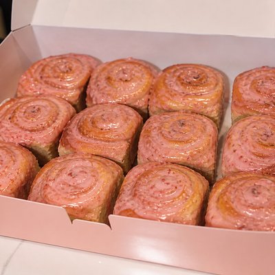 Strawberry CinnaRolls
