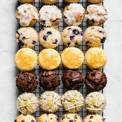 Assorted Muffins (1 Dozen)