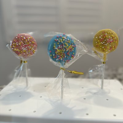 Sprinkles Design Cake Pop