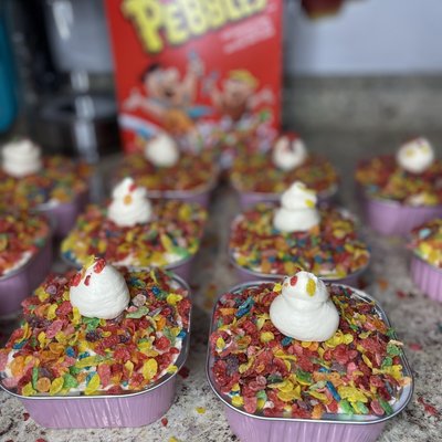 Mini Fruity Pebbles Tres Leches 