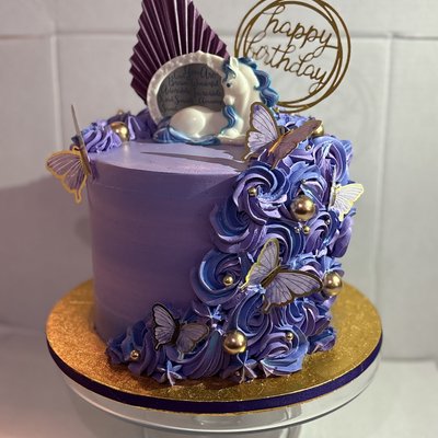 8” Cake (serve 20-25)