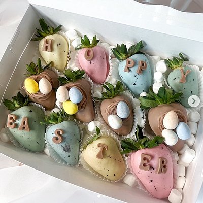 Dozen Chocolate Covered Strawberries 