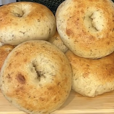 Roasted Garlic Italian Bagels - 6 Pack