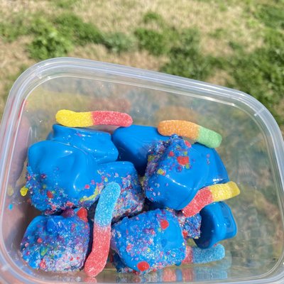 8 C𝐚𝐧𝐝𝐲 🍉 Ch𝐮𝐧𝐤𝐬 🍭