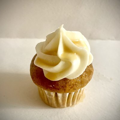 Mini Pumpkin Spice Latte Cupcakes