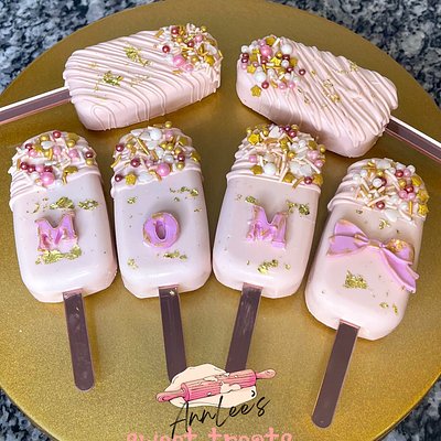 Standard Cakesickles -Dozen