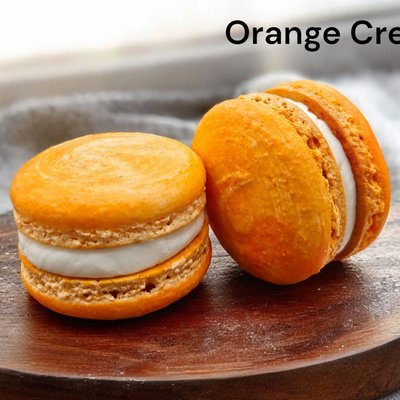 Orange Cream Macaron 