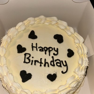 Custom 8in Cake