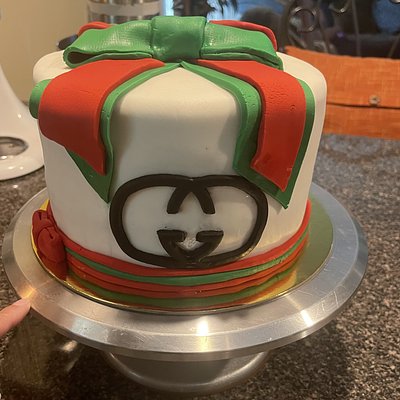 Gucci Theme Cake