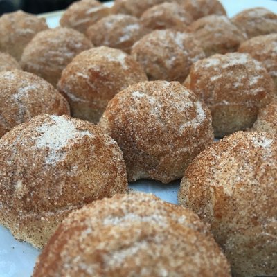 SNICKERDOODLE - 32oz container makes 21 cookies