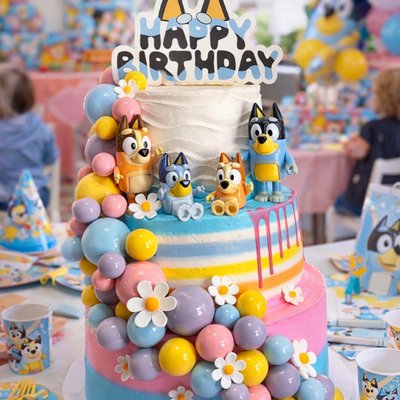 3 Tier Cake ~ 8” 6” 4” Cakes