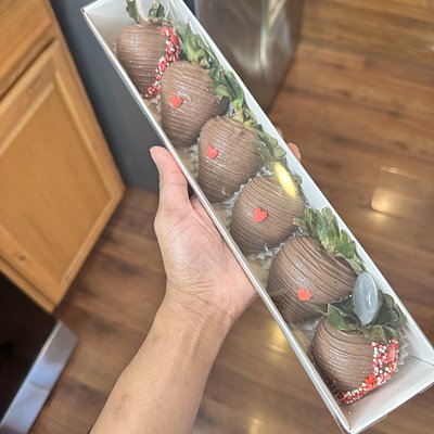 Chocolate Covered (6)Berries To Go 