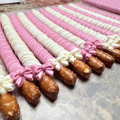 Pretzel Rods (12 Ct)