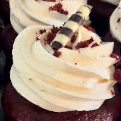Red Velvet Cupcakes, 1/2 Dozen