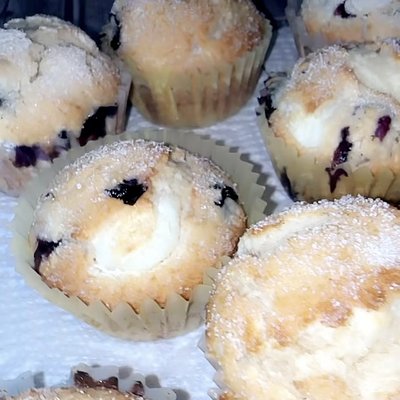 Blueberries & Cream Cheese Muffins