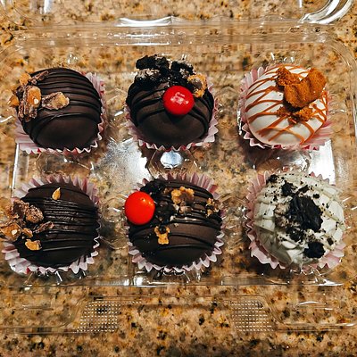 Custom Cake Balls 1/2 Dozen