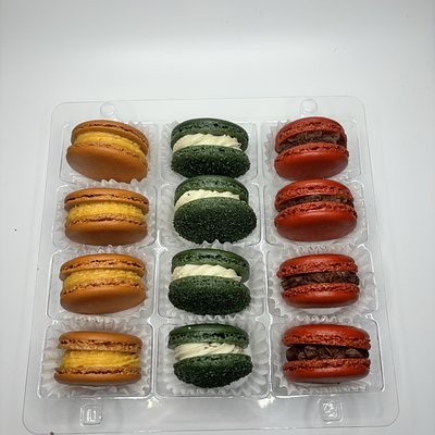 Box Of 12 Mini Macarons 