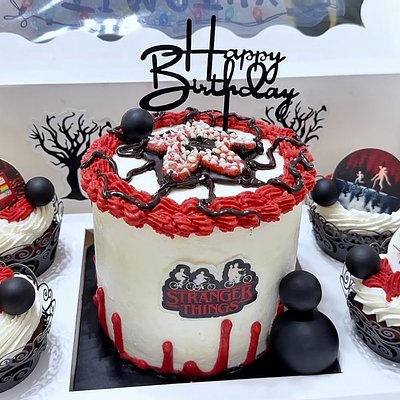 THEMED CELEBRATION BOX