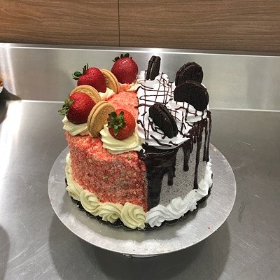 Strawberry Shortcake Half Cookies N Cream 8 Inch