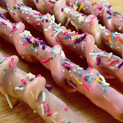 (6)Chocolate Caramel Covered Pretzel Wands 
