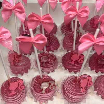 1 Dozen Cake Pops 