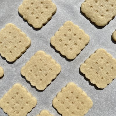 Almond Shortbread 