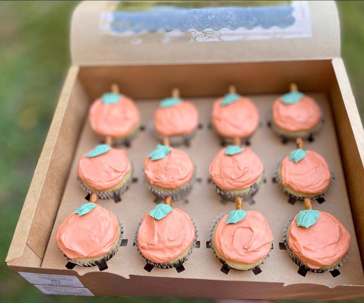 Custom Cupcakes 