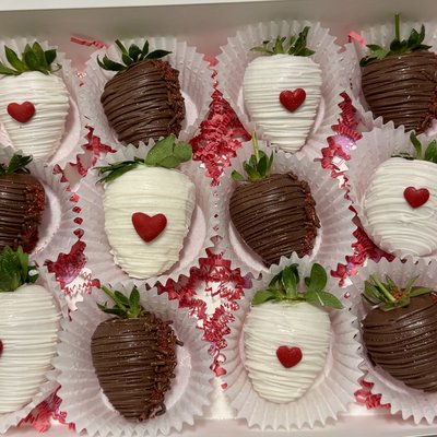 Custom Chocolate Covered strawberries 