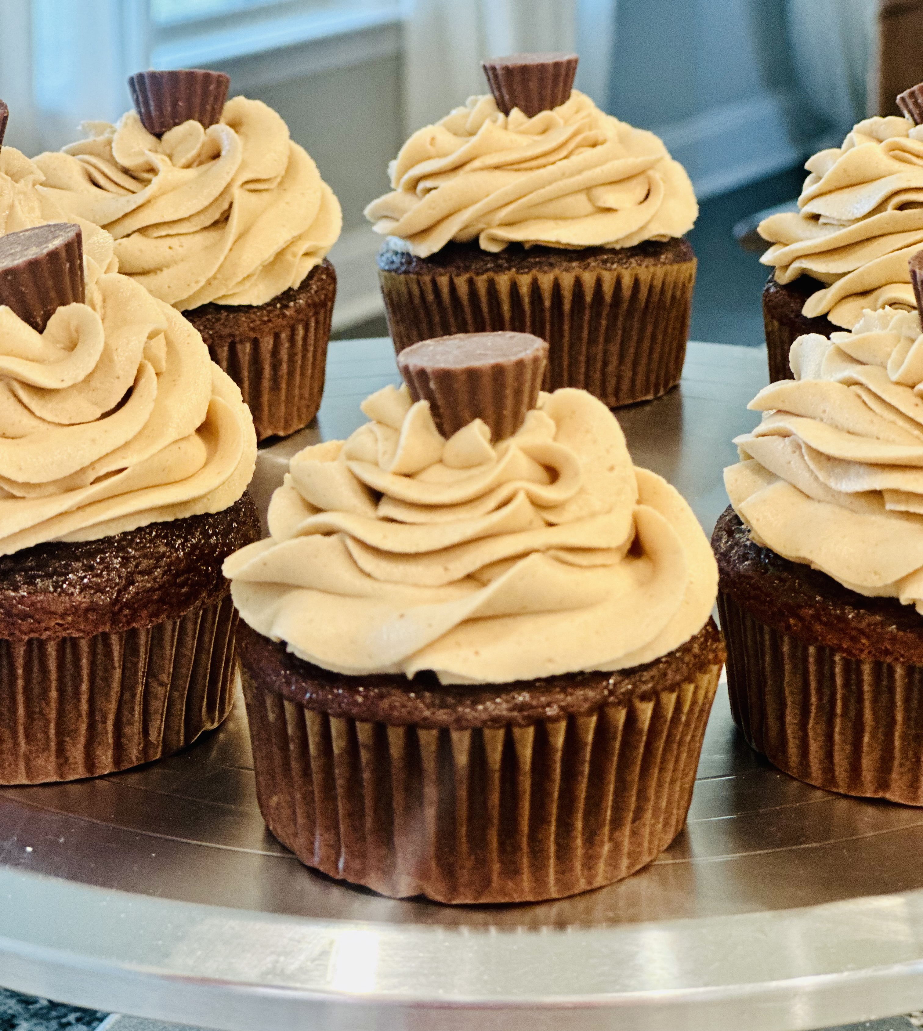 Chocolate Cupcakes With Peanut Butter Frosting