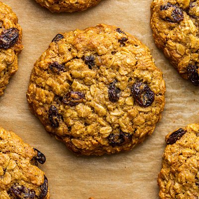 Oatmeal Cookies (Pick Your Mix-in!)