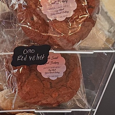 Red Velvet Oreo