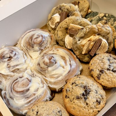 WEEKEND Bakery Box