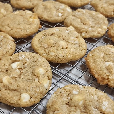 White Chocolate Macadamia