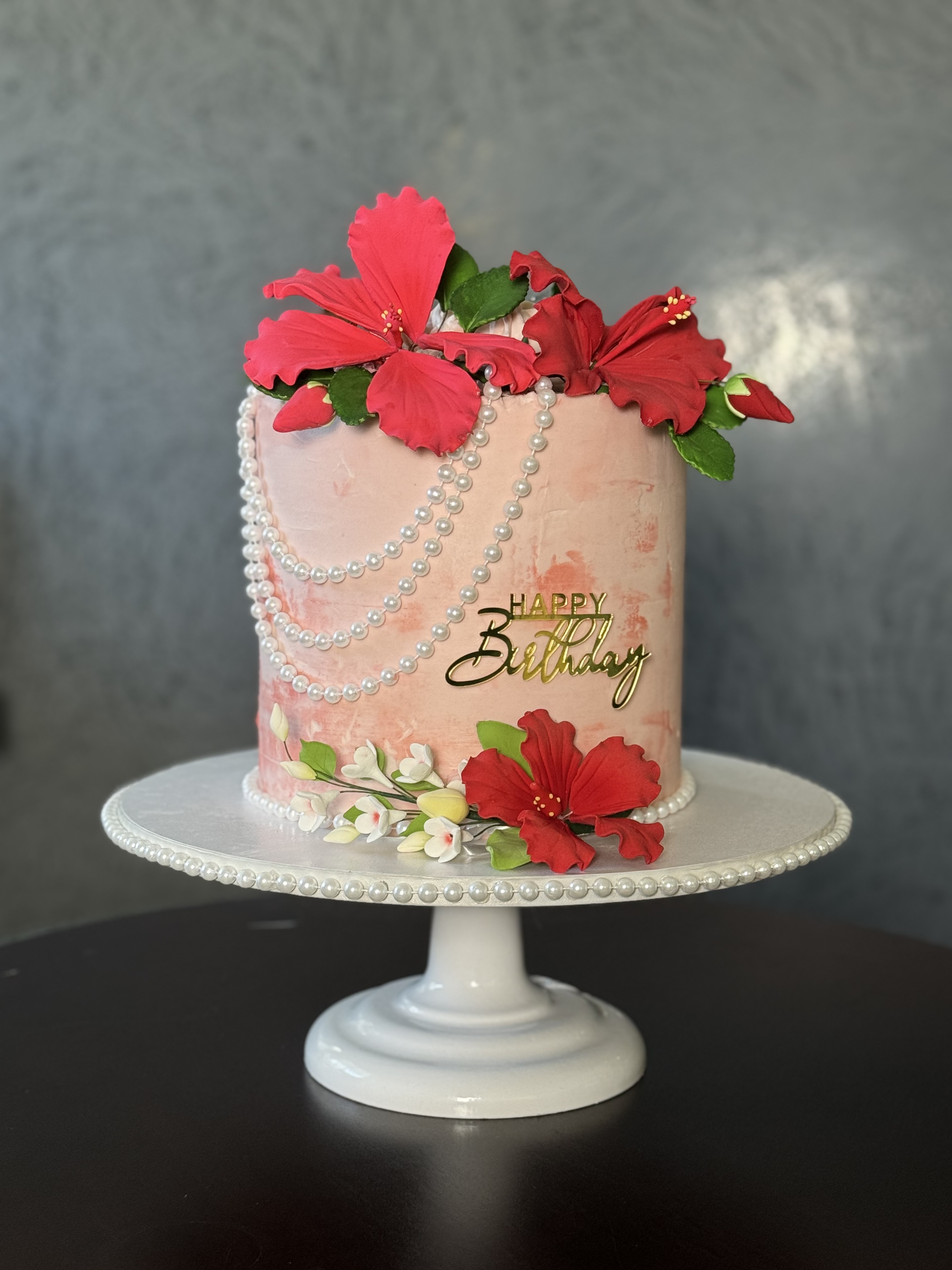Standard 8 Inch Round Cake (serves -30)