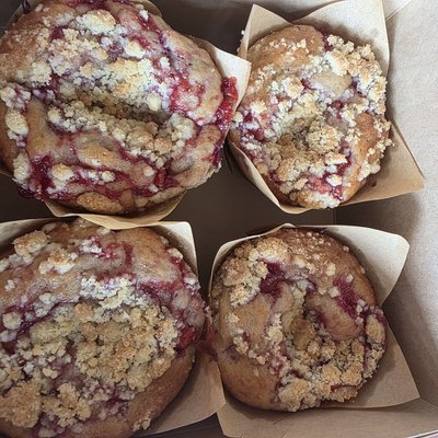Strawberry Muffins (4 pack)