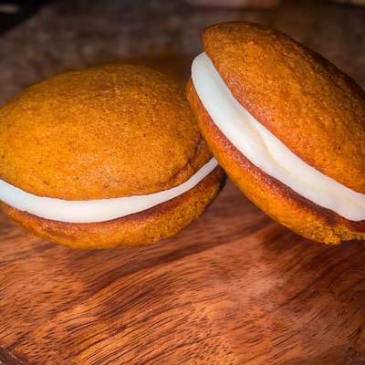 Pumpkin Whoopie Pies