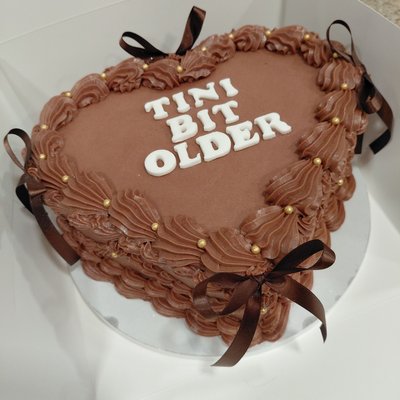 Custom Round Cakes